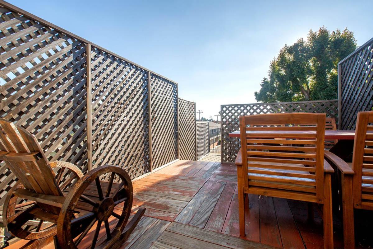 Alameda 3Br Unique Victorian Penthouse With Deck And Outdoor Furniture, Ac, 3 Blocks To Beach & Shopping Center & 2 Free Parking Spaces Kültér fotó